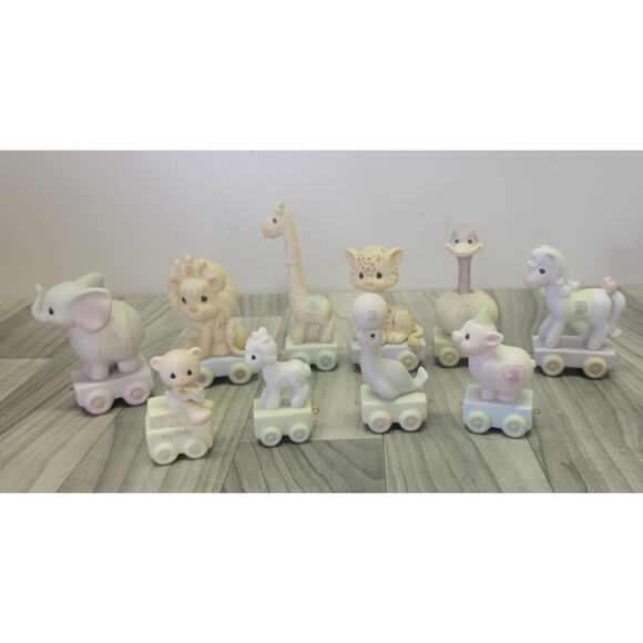 10 Precious Moments Birthday Animal Train - Picture 1 of 6